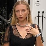 Даша Шапоренко