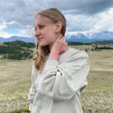 Надя Низамова