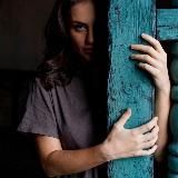 Объятия теней