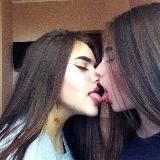 Подруга в гостях у моей жены!