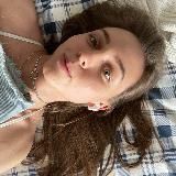 Соня - амбассадор чипсеков