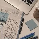 Книжный шкаф