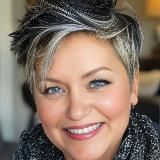 СВЕТЛАНА ВЕЧКАСОВА ❤️❤️❤️❤️❤️ ✨Жизнь становится легче и ярче, когда мы выбираем то, что делает нас счастливыми. 💛