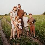 АННА ТРОННИ многодетный блогер