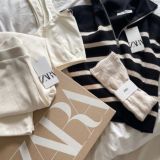 𝐎𝐮𝐭𝐥𝐞𝐭—𝐌𝐚𝐥𝐥