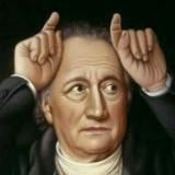 Он поёт по утрам в клозете