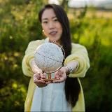 Janie Wanders the World 🌍