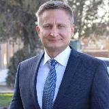 Максим Ермолаев