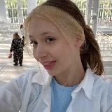 screenwriter.e | 𝐸𝒰 𝓉𝑒𝑒𝓃 𝓁𝒾𝒻𝑒 🇪🇺