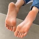 姳姬社丨足交/丝足/易直播/玉足