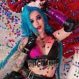 КоролеваХентая