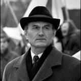 Зянон Пазьняк