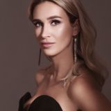 Елена Хасикова