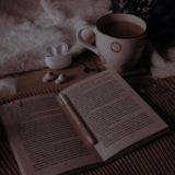 𝑹𝒐𝒔𝒊𝒆 𝒃𝒐𝒐𝒌𝒔