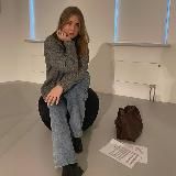 Сенечка читает 💌