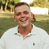 Саша пишет о чат-ботах