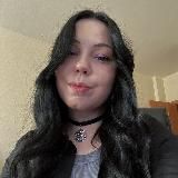 аня вроде как пытается сделать свою жизнь получше