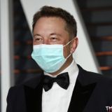 Маска Илона