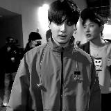 young boy. Закрыт