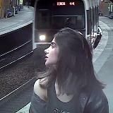 Полюбила мудака