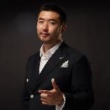 Александр Пак делится