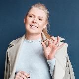 Сказки сносят маски с Ефремовой