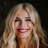 ДжулияБэйс