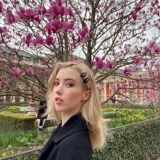 увидел тян 👉🏻👈🏻