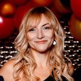 Лена Золотова