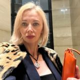 Голая Королева