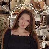 полин мʏᴘ | author and book blogger