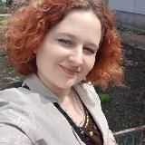 Диана Билык поёт и пишет