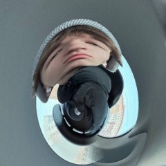 𝓯𝓻𝓮𝓼𝓱𝓶𝓪𝓷 ♡