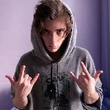 Кирилл Смотрит и Бодя Реакции)