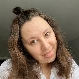 Настя печатает...