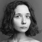 Таня делится