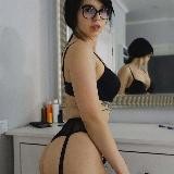 ɴᴀᴋᴇᴅ ɴᴜᴅᴇs 18+