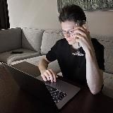 Евгений Медведев