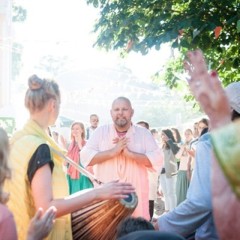 Swami Avadhut • обсуждение