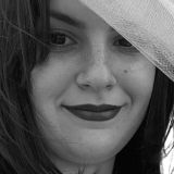 Юля и Ко…нтент