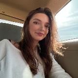 Zlata | community 🤍✨