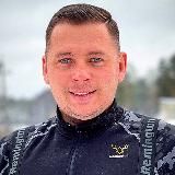 ЮРИЙ ХОХЛОВ