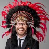 Ведущий Дмитрий Врангель