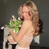 Алена Харитонова