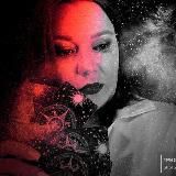 В ореоле книг и таро