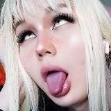 Girl's with Nut's 🌰🥜