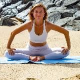 Йога с Юлей