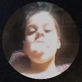 ШКОЛЬНИКИ В КРУЖКАХ