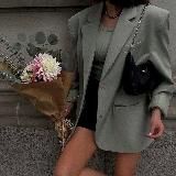 • 𝙼𝙾𝙾𝙽 𝙼𝚄𝚂𝙸𝙲 •