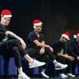 Таких как ты здесь два